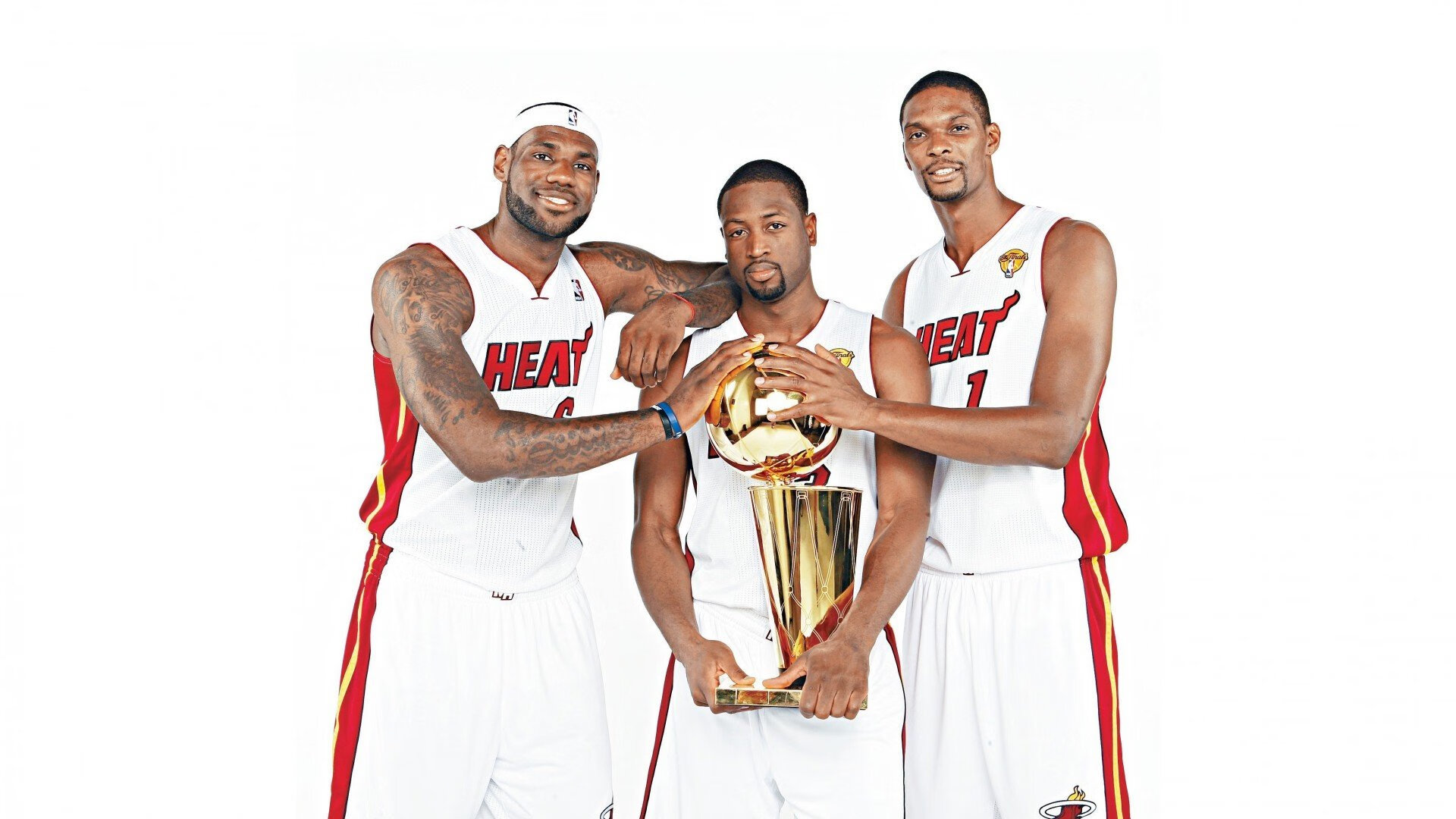 《赛事安保升级：保障比赛顺利进行》，球赛安保